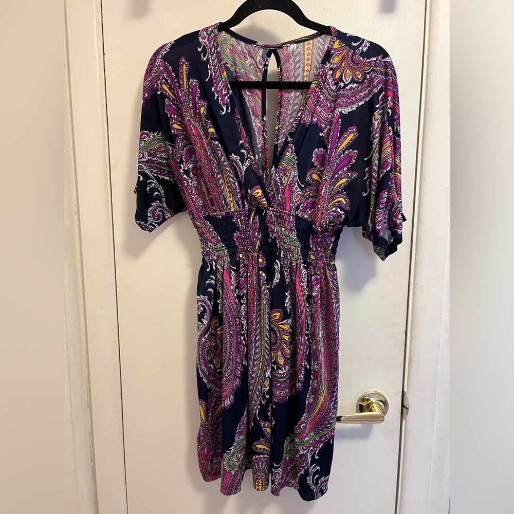 Women’s/juniors M-L dress